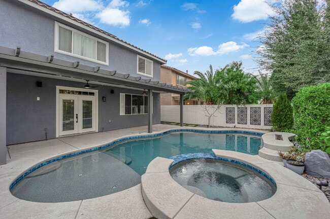 Building Photo - 4319 N Thunder Twice St