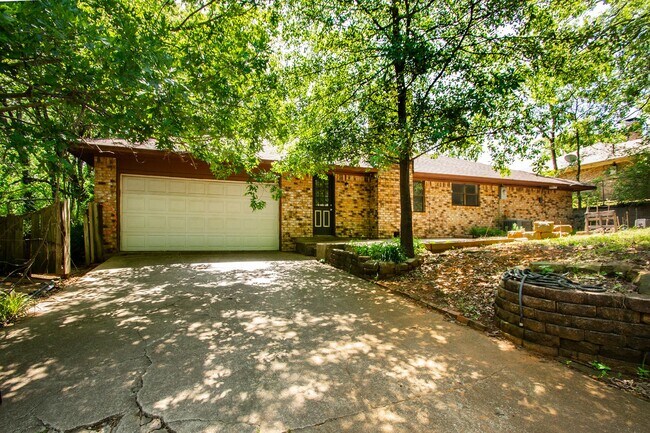 Building Photo - House for Lease in Denison Area - 3/2/2