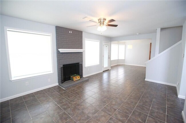 Building Photo - 1314 Garden Path Dr