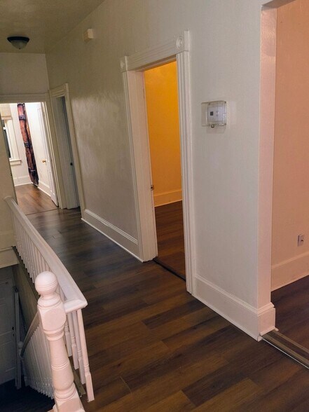 Building Photo - 1328 37th St