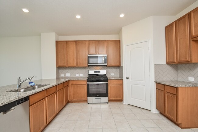 Building Photo - 8138 Leisure Pt Dr
