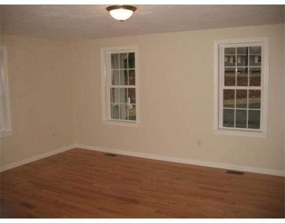 Building Photo - 1093 High St