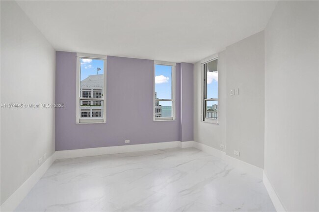 Building Photo - 701 Brickell Key Blvd