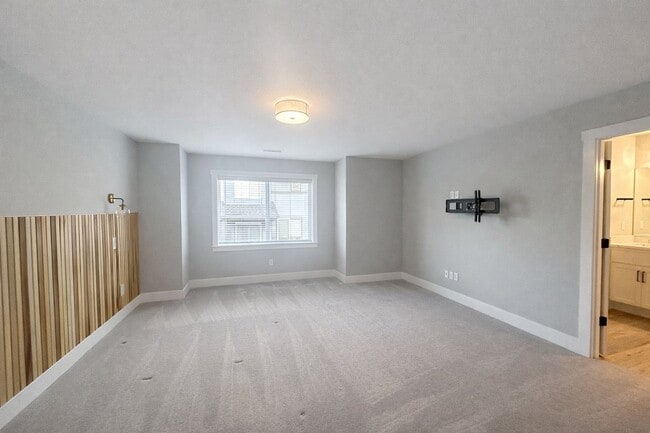 Building Photo - 11918 NE 108th St