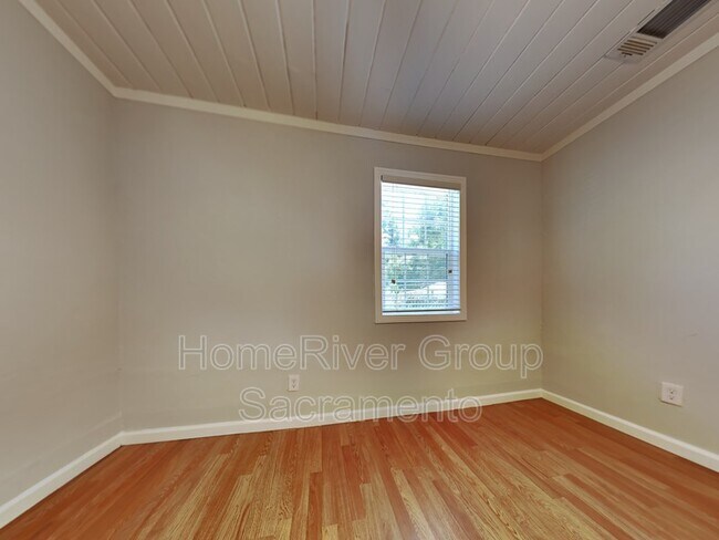 Building Photo - 2600 28th St