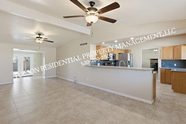 Building Photo - 9712 E Nicaragua Pl