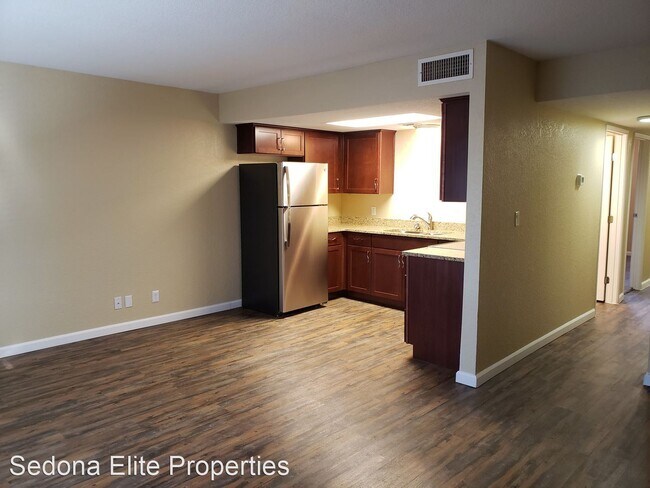 Building Photo - 120 E Cortez Dr