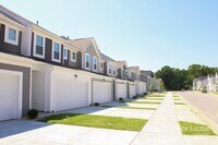 Building Photo - 517 Stephen Foster Wy