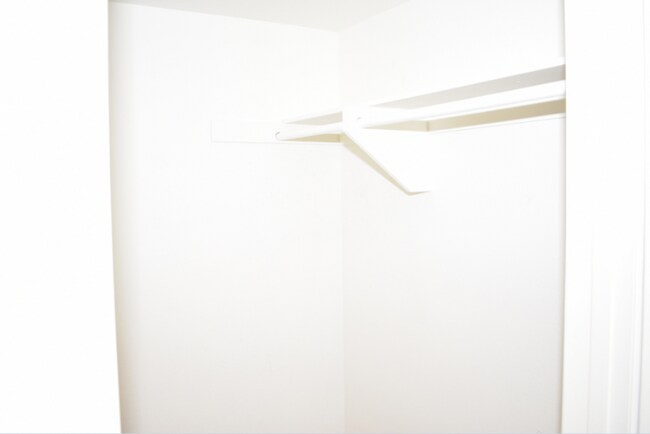 Building Photo - Spacious 2-Bed, 2-Bath Apartment North Park