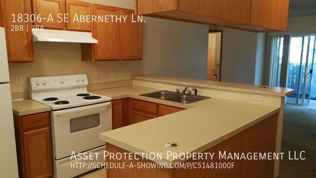 Building Photo - VIDEOTOUR: Abernethy Place Welcomes You! N...