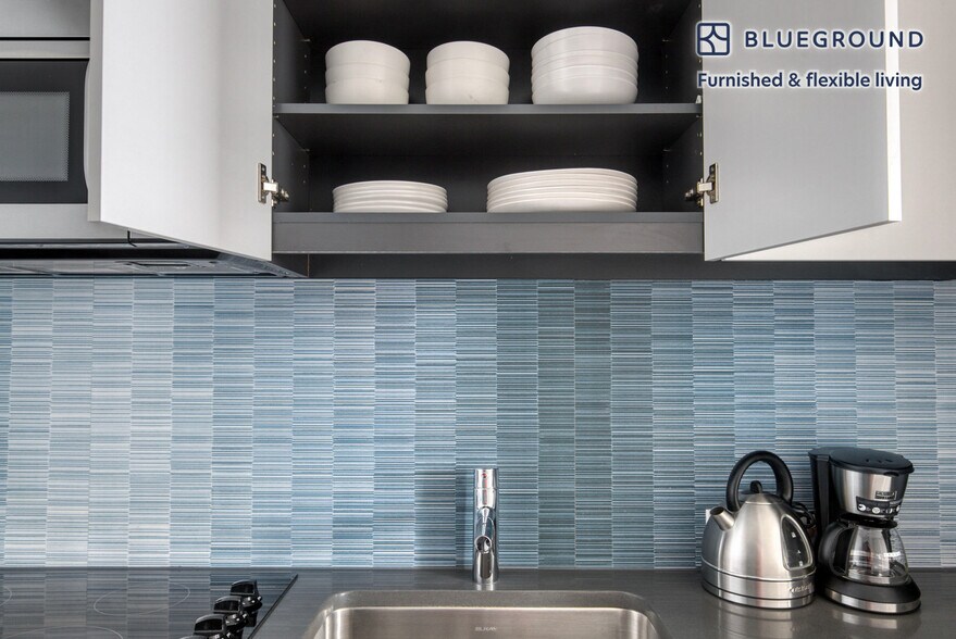 Building Photo - 10 New St