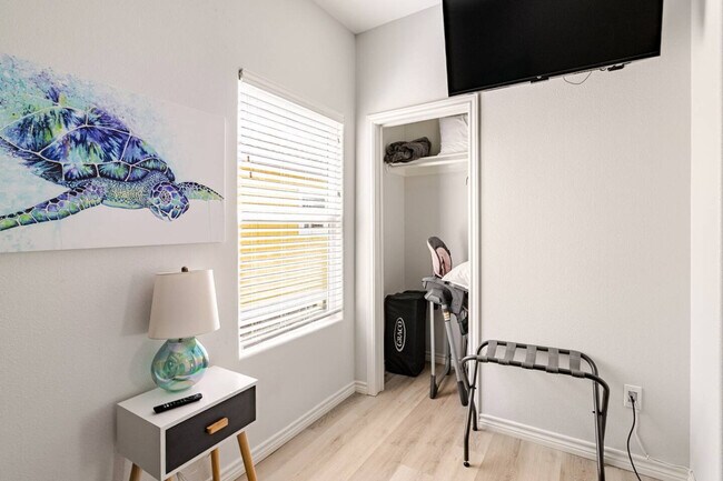 Building Photo - 1714 TX-87