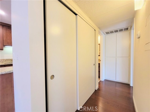 Building Photo - 448 N Bellflower Blvd