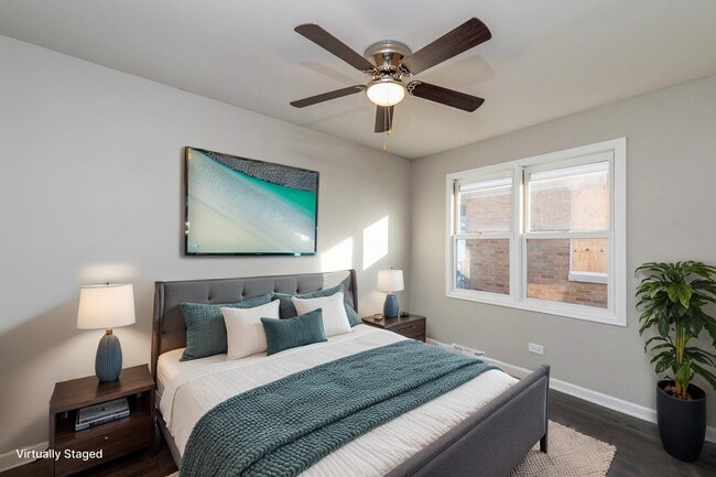 Building Photo - 821 12th St