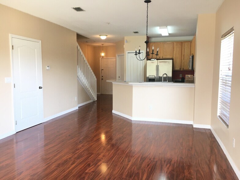 Building Photo - 13939 Daniels Landing Cir