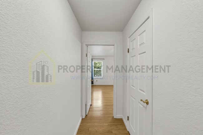 Building Photo - Spacious 4-Bedroom Home for Rent - $2800/m...