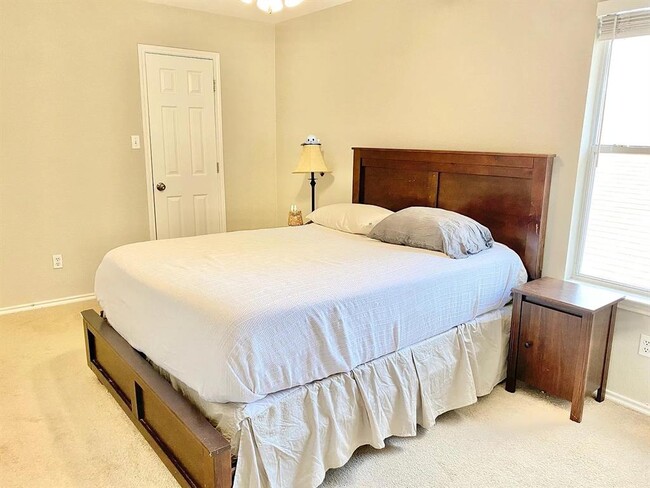 Building Photo - 9306 Brents Elm Dr