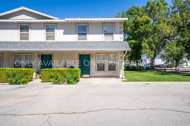 Building Photo - 74 S 100 W
