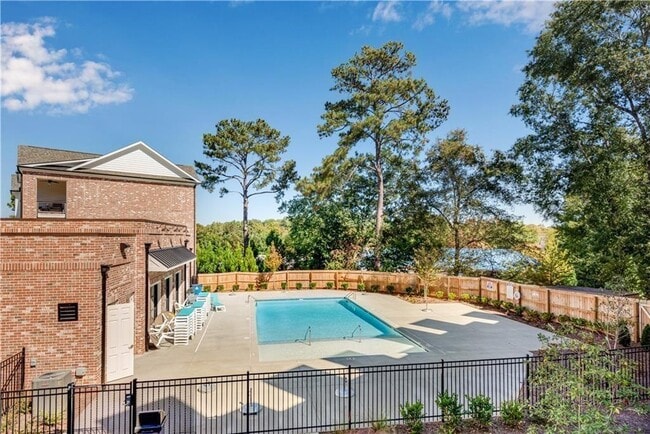 Building Photo - 501 Burton Dr