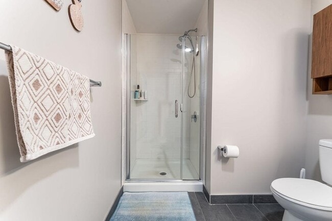 Building Photo - 25 Christopher Columbus Dr