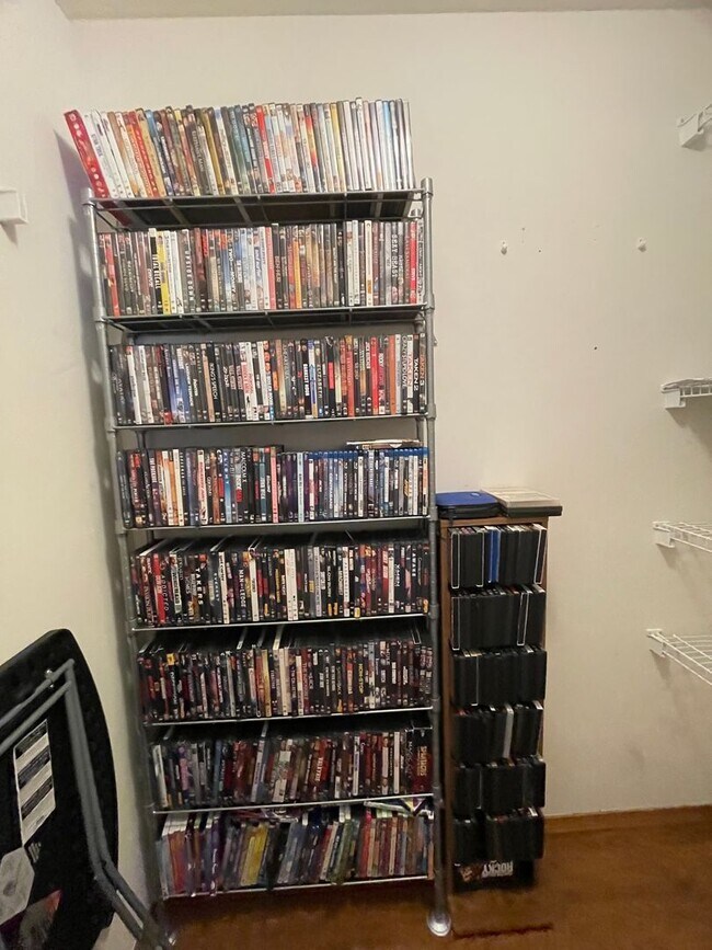 Building Photo - PRE-LEASING - Fully Furnished 6mo Short Term Rental in Ozark