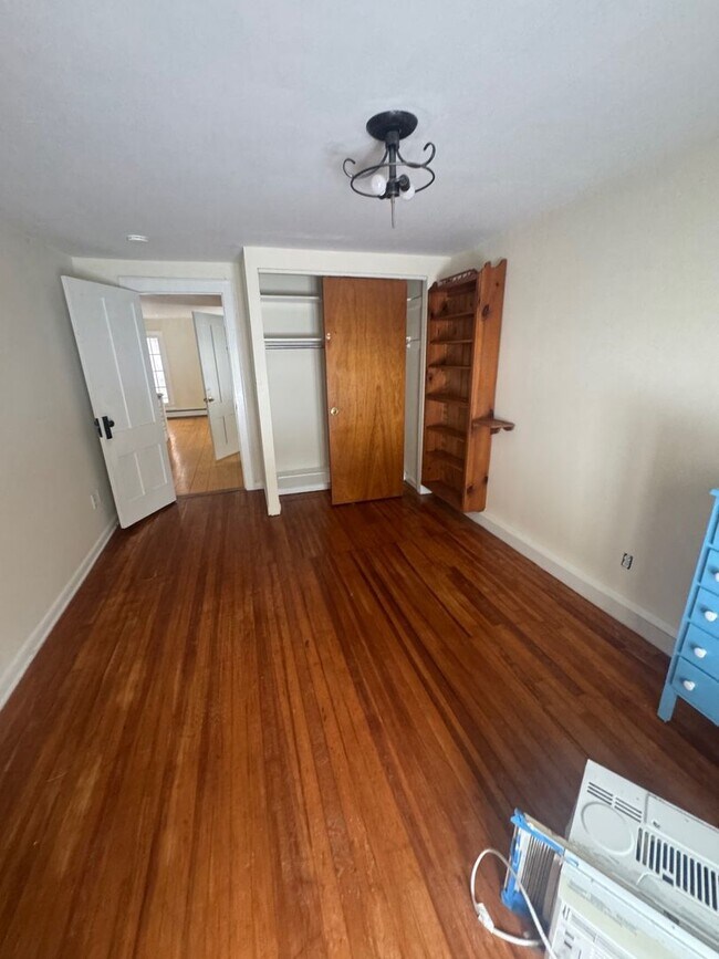 Building Photo - Millerton