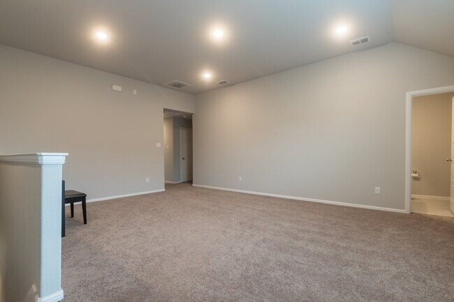 Building Photo - Gorgeous Two Story Home Featuring 2 Living spaces, 5 Bedrooms, and 3.5 Baths