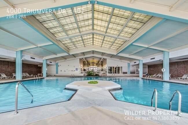 Building Photo - 4000 Triumvera Dr