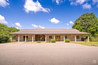 Building Photo - tripl411