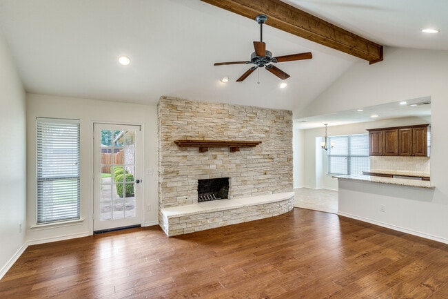 Building Photo - 1708 Cathedral Dr