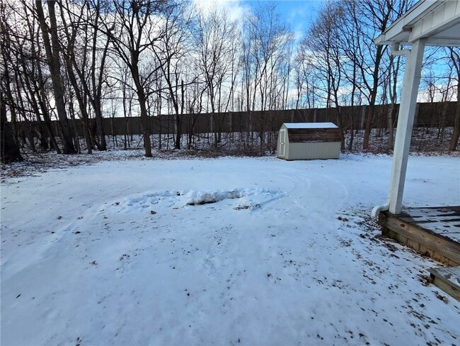 Building Photo - 252 A Allen St