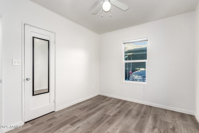 Building Photo - 1235 S Roosevelt St