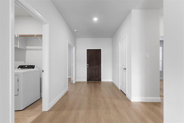 Building Photo - 135 Mesa Dr