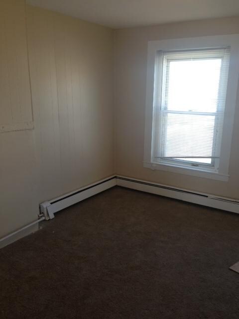 Building Photo - 45 Division St