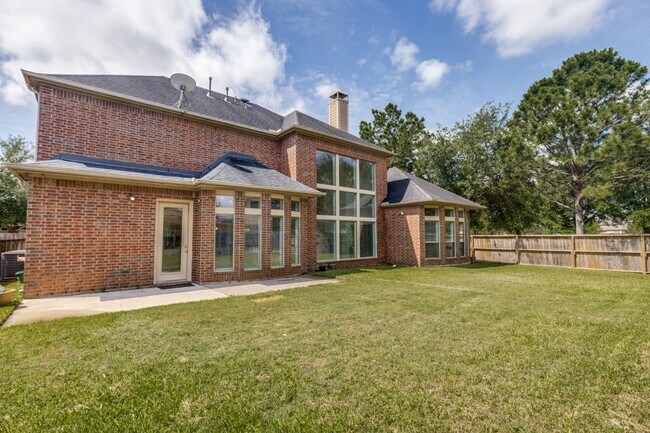 Building Photo - 9318 Rainbluff Ln