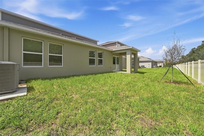 Building Photo - 9820 Feaster Dr