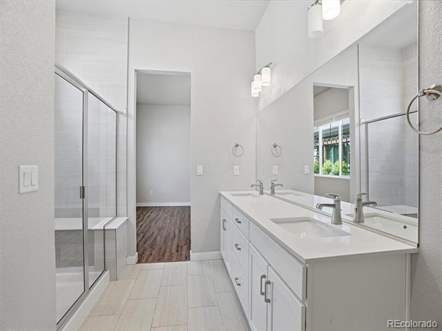 Building Photo - 12565 Lake Terrace Ln