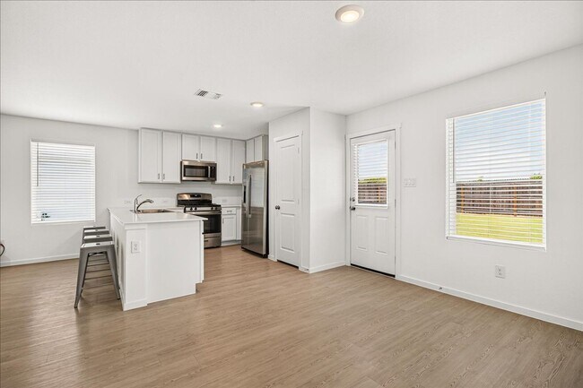 Building Photo - 7909 Thor Dr