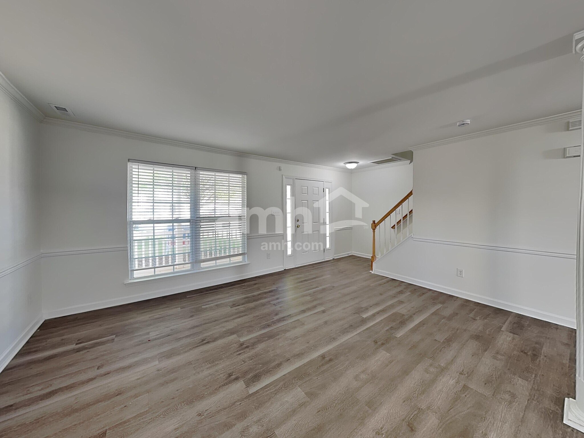 Building Photo - 244 Royalton Rd