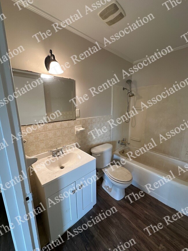 Building Photo - 316 Wallace Dean Rd