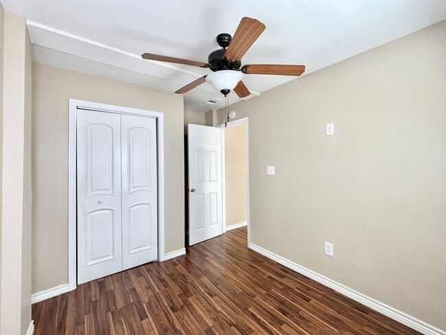 Building Photo - 1033 Rivas St
