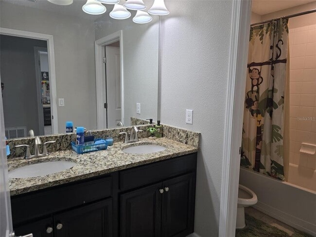 Building Photo - 4335 Mount Bandon Dr