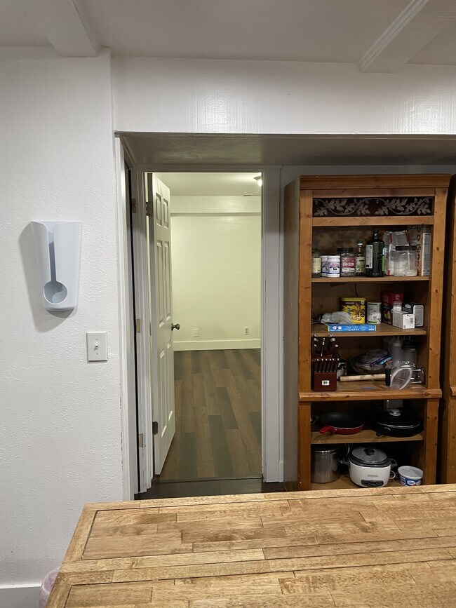Building Photo - 58 W 400 S