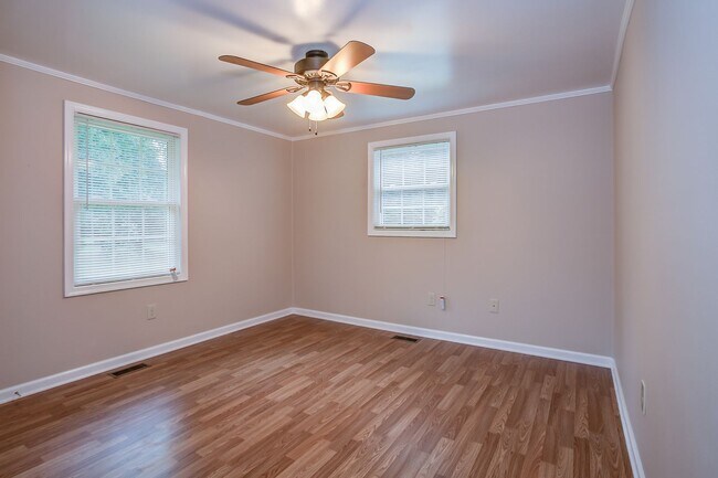 Building Photo - 3600 Green Creek