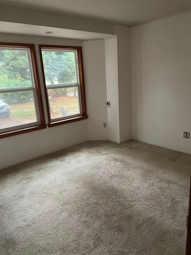 Building Photo - 35349 S Farm Rd
