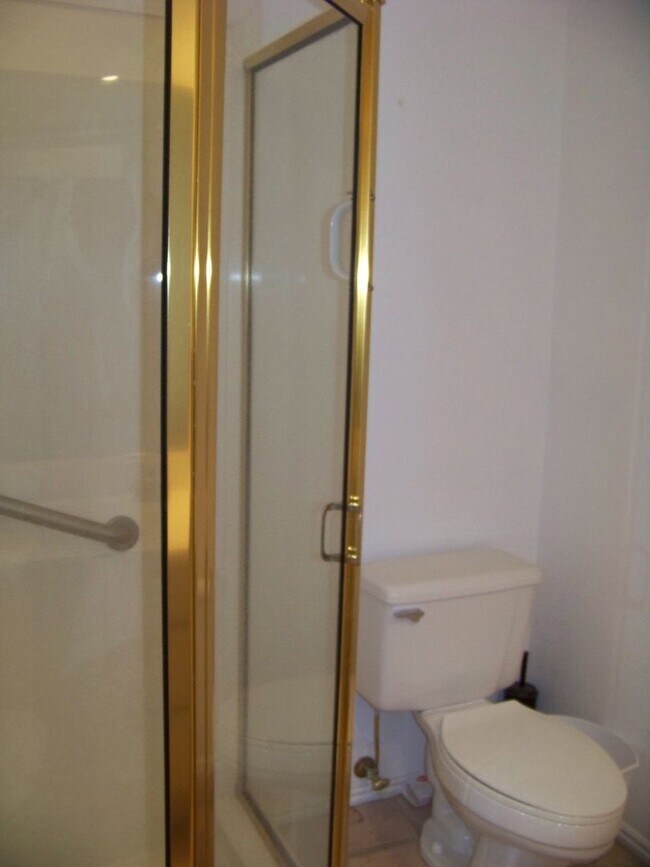 **Mesa Townhome Furnished 2 Bedroom 2 Bath... 740 Mesa Springs Dr