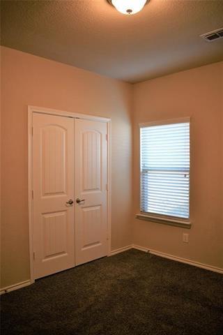 Building Photo - 613 Gold Bar Ln