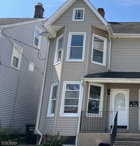 Building Photo - 42 Fern Ave
