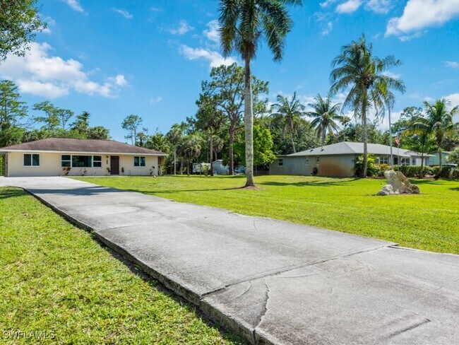 Building Photo - 5300 Cypress Ln