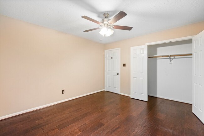 Building Photo - 70 Harvest Wind Pl